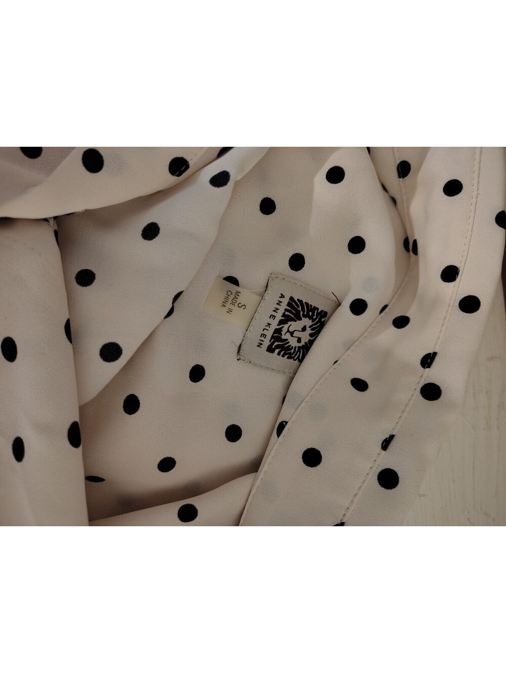 Vintage Style Cream Polka Dot Button-Up Blouse Small - Picture 8 of 9